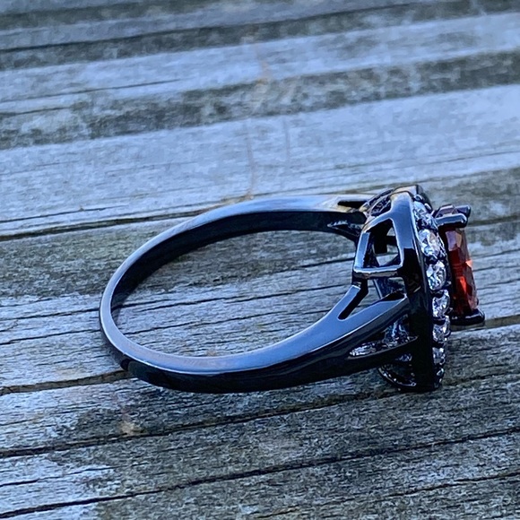 Lab created Ruby heart ring sz 8 black gold plated with Cz - Picture 9 of 16